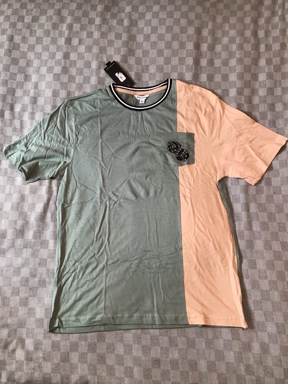 Distortion 100%cotton shirt with dice on pocket L